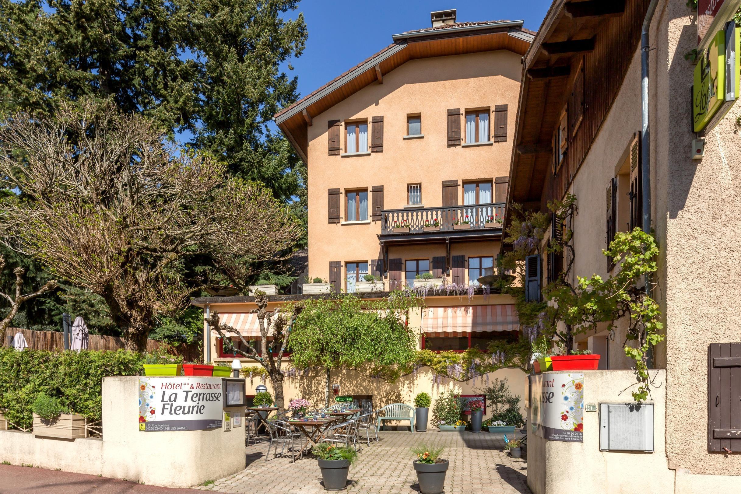 La Terrasse Fleurie, Logis, Hotel Et Restaurant 迪沃讷莱班 外观 照片